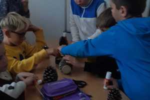 říjen u dobrodruhů 2025