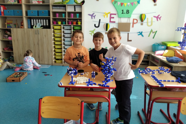 04fcfeda-ccf7-4ea9-86f5-220322f870f9