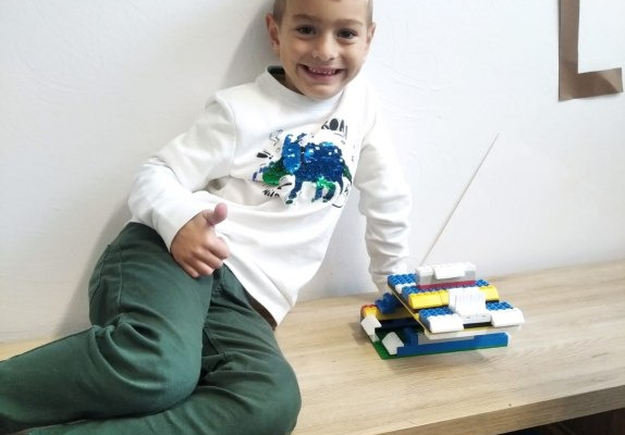 46b6333f-96f3-4e1c-9f2c-d4db994545b5