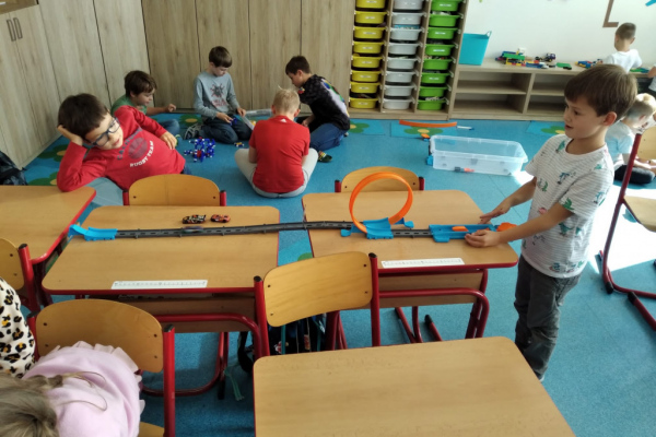 8f3ba7b3-90ca-4f51-ab48-ad93857f8081