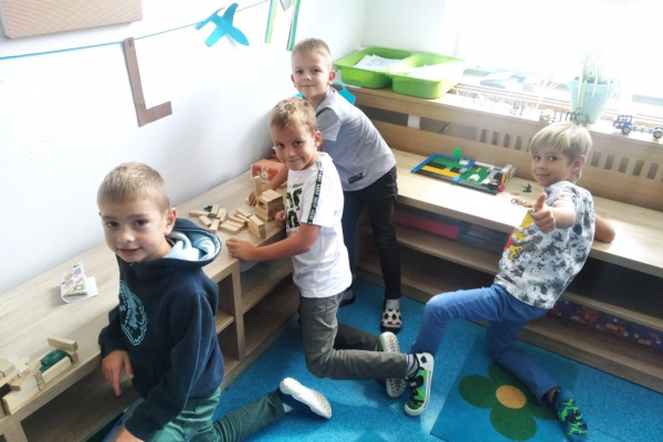 db548527-2589-4aef-9f62-008961ae2a9b