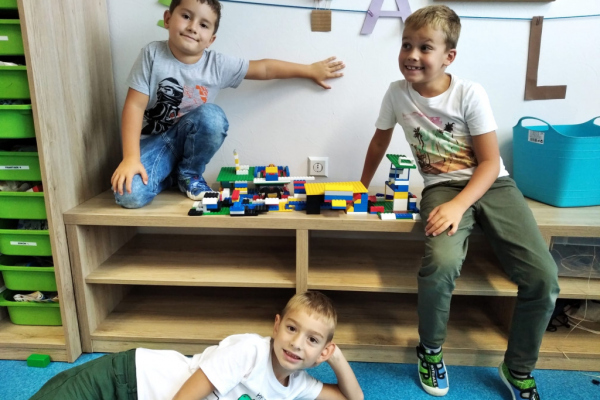 ed6a2b74-6b4f-4aa5-8a5d-0802783f04a4