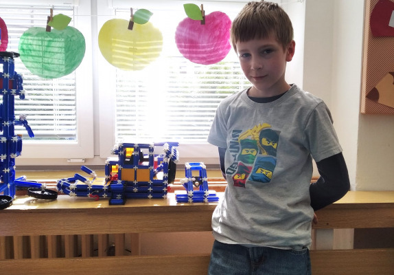 ed78e0d6-a8e2-4c74-a4a3-5b5714b02fd7